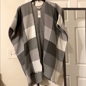 Reversible winter poncho from LOFT.